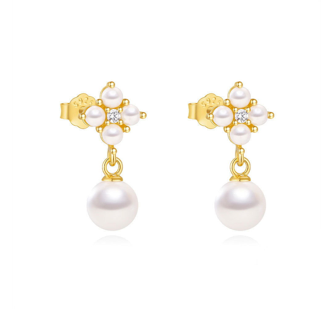Viktorie – Boucles d'oreilles en or délicates avec une subtile éclat.