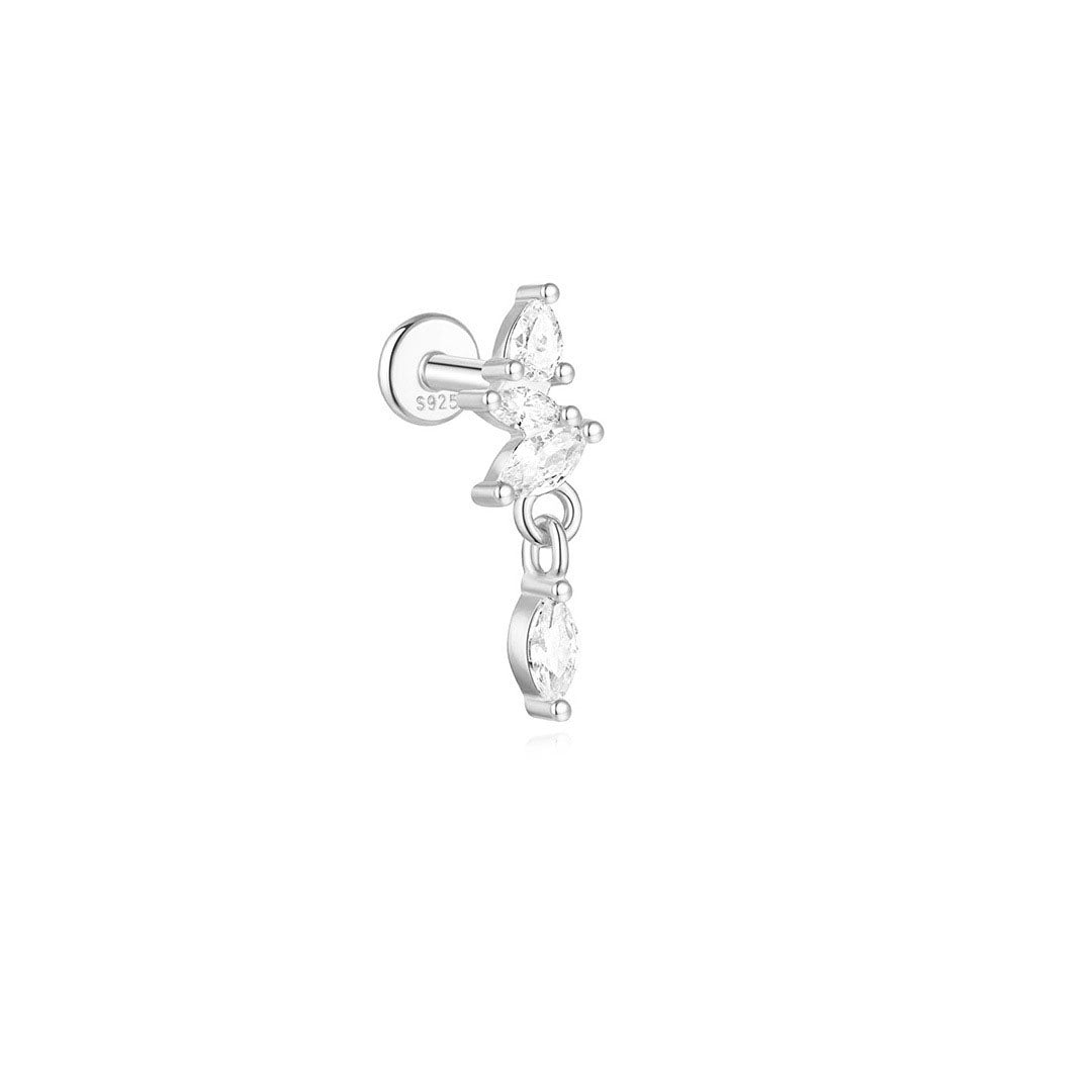 Lina – Boucles d'oreilles dorées au design filigrané courbé.