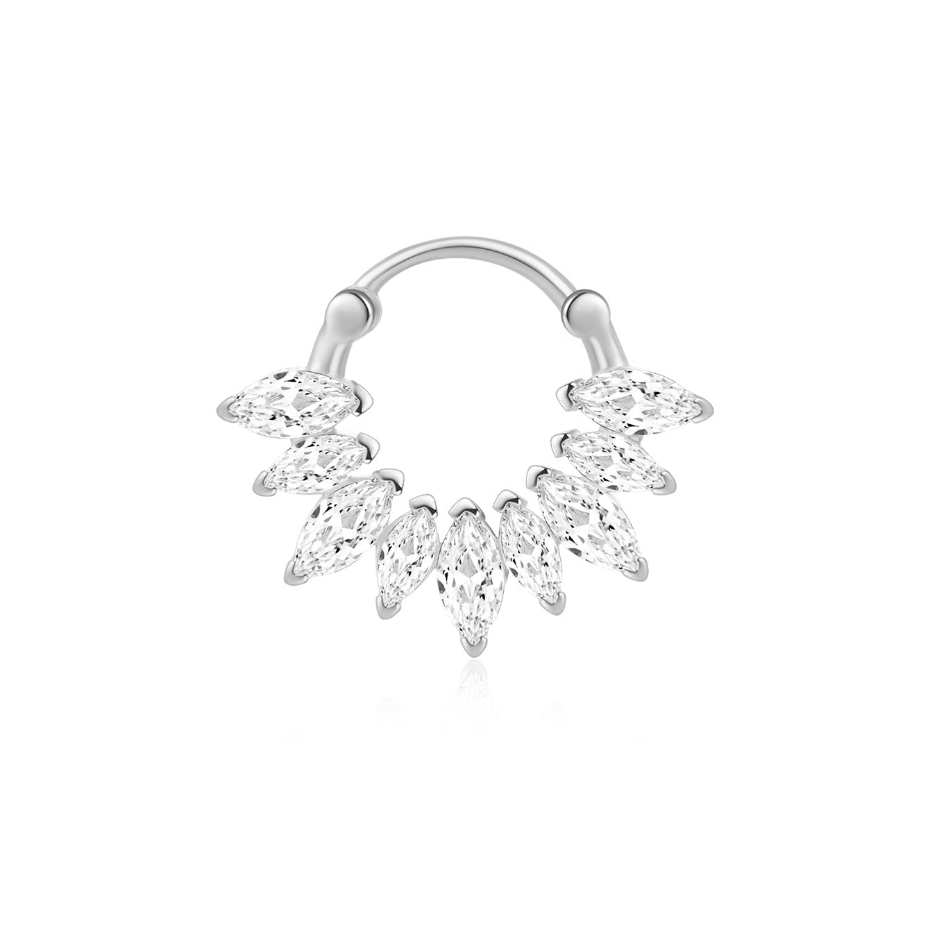 Alena – Boucles d'oreilles en or délicates au charme raffiné.