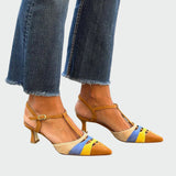 Escarpins à talons bas ornés de détails multicolores