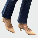 Escarpins à talons avec bout pointu et lanières entrecroisées