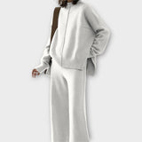 Ensemble Élégant et Confortable au Style Intemporel