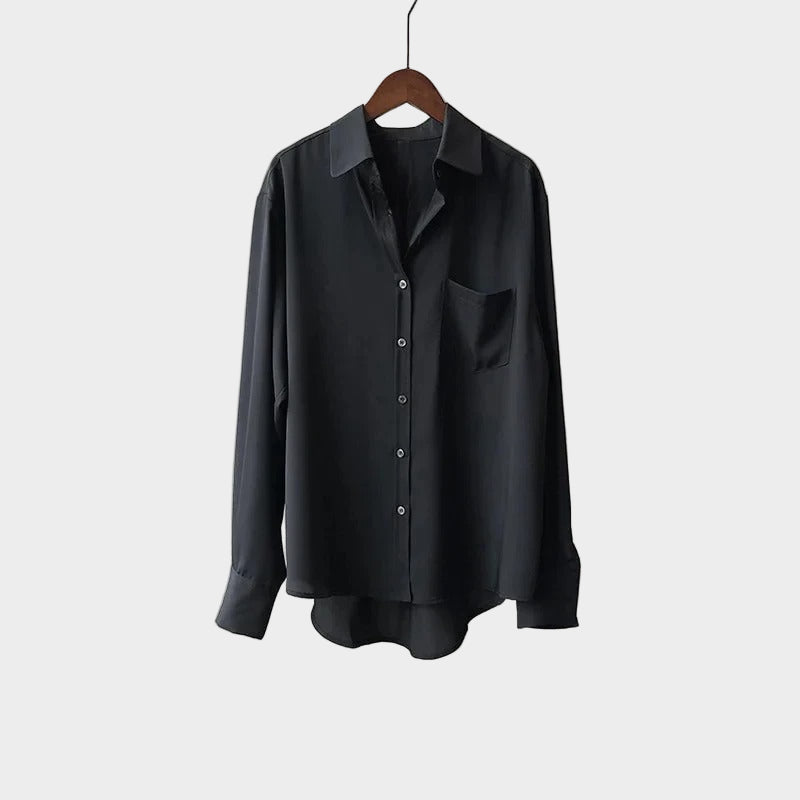 Chemise Longue à Manches avec Design Élégant et Détails Modernes