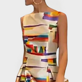 Robe Longue à Motifs Géométriques au Design Moderne