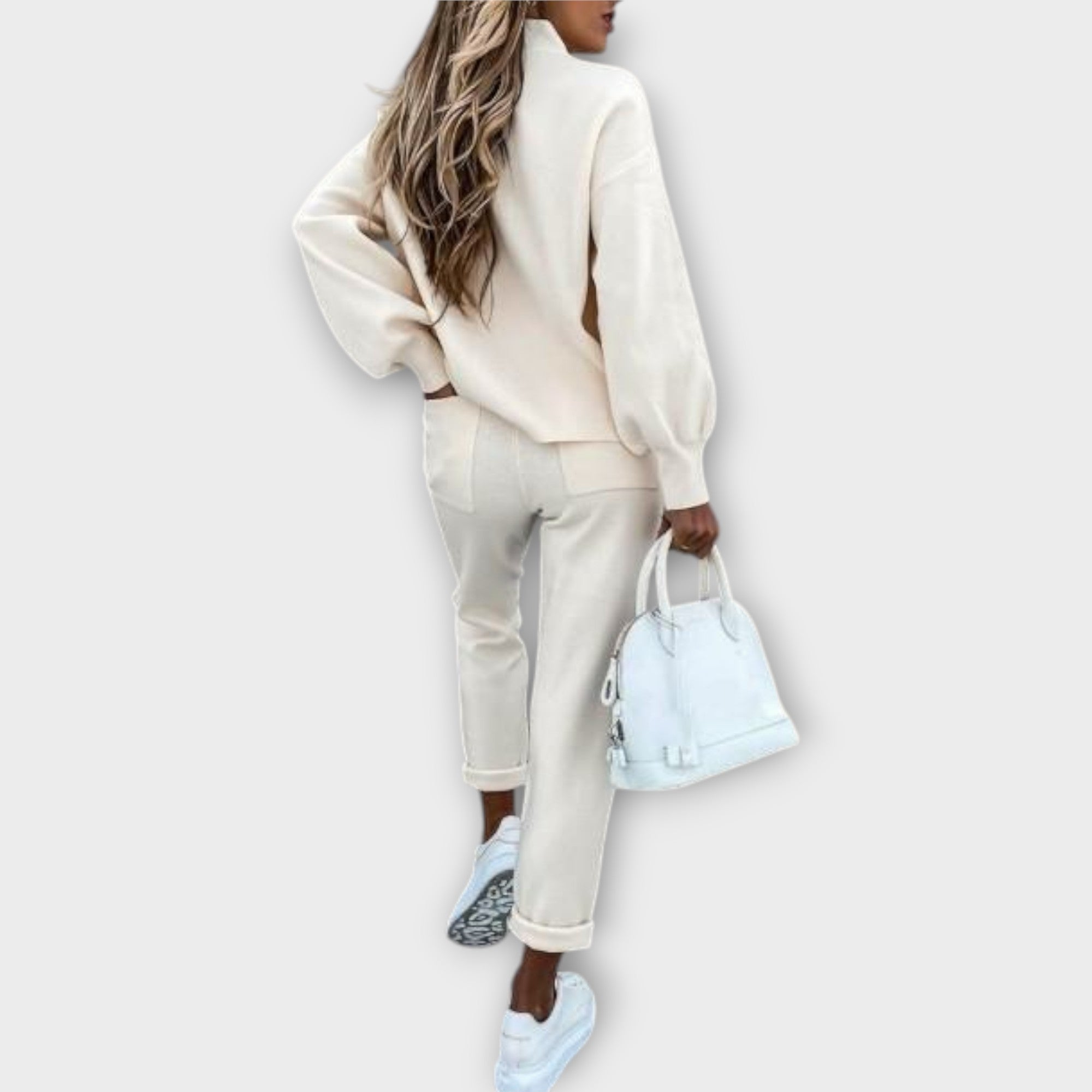 Ensemble Élégant au Confort Optimal