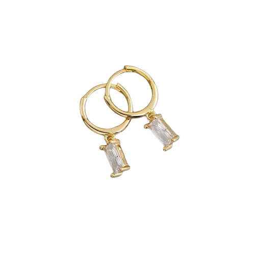 Melanie – Boucles d'oreilles en or délicat avec une texture raffinée.