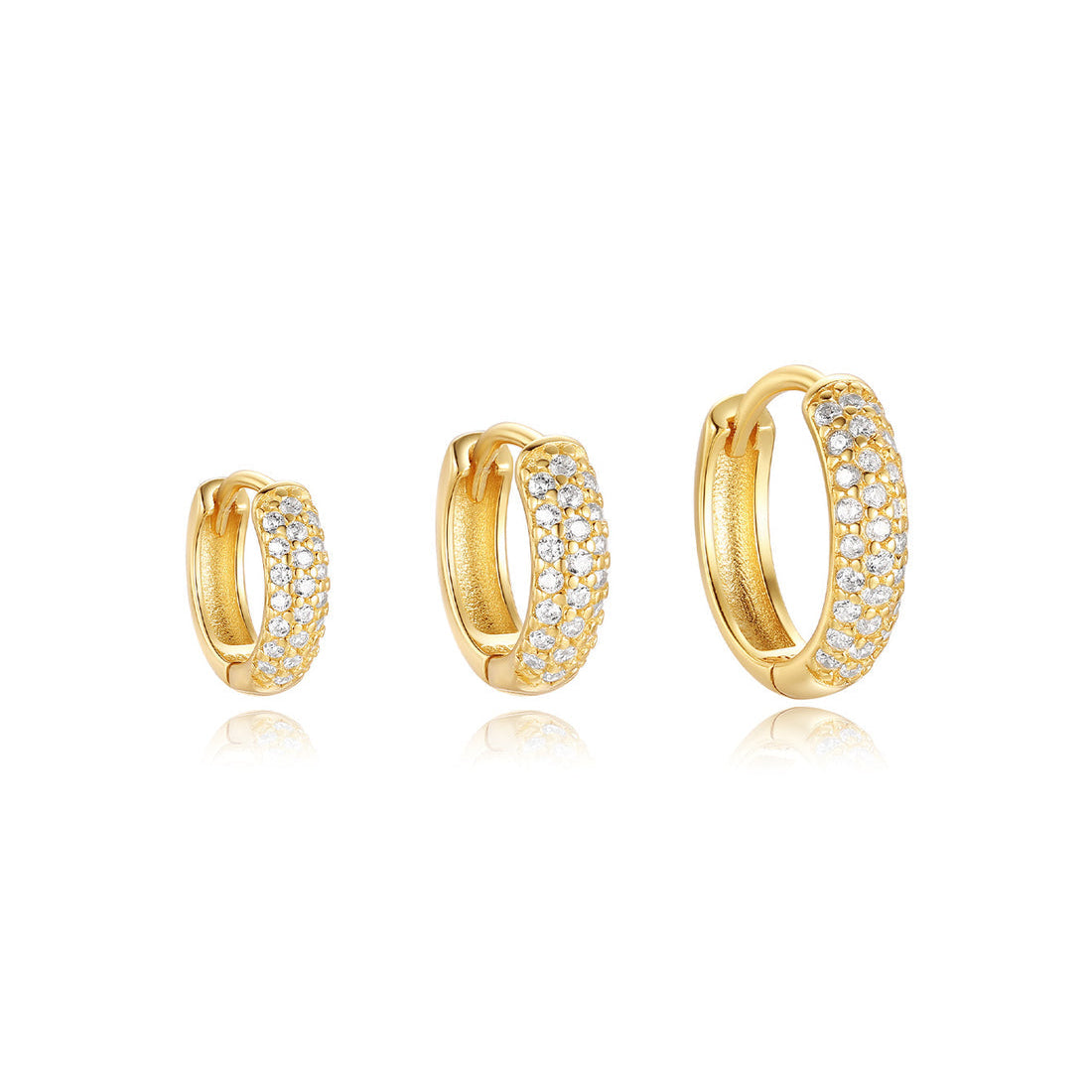 Sina – Boucles d'oreilles en or au design minimaliste.