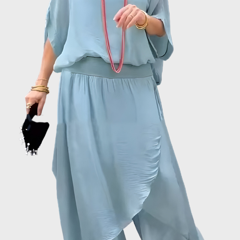 Ensemble Deux Pièces en Chiffon : Haut Large et Pantalon Déchiré