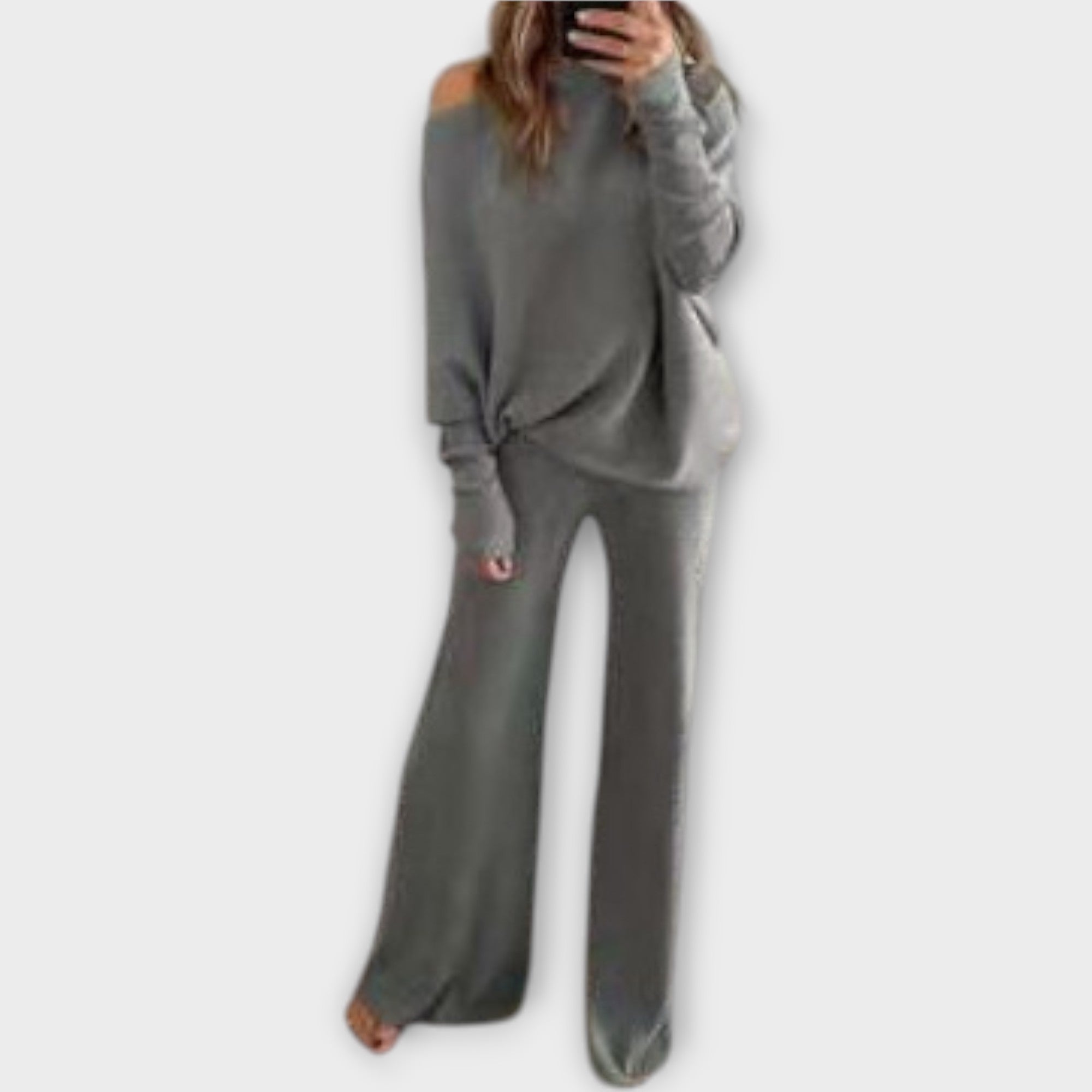 Ensemble tricoté : pantalon ample et pull décontracté