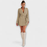 Sofie – Blazer robe à décolleté en V