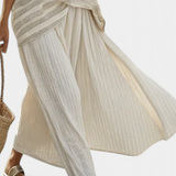 Ensemble Daisy en lin de bambou : haut rayé chic et pantalon fluide pour un look moderne et confortable