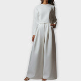 Ensemble au Chic Épuré et au Style Classique