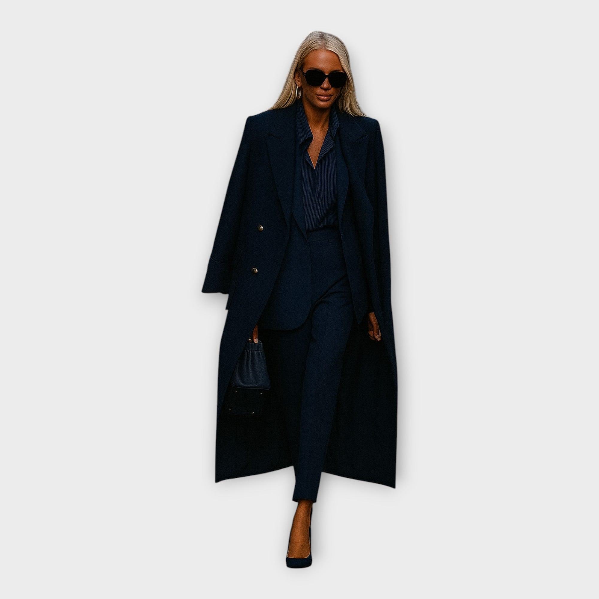 Ensemble Chic : Pantalon et Manteau au Design Minimaliste