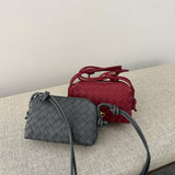 Janna | Sac bandoulière tressé compact pour un usage quotidien