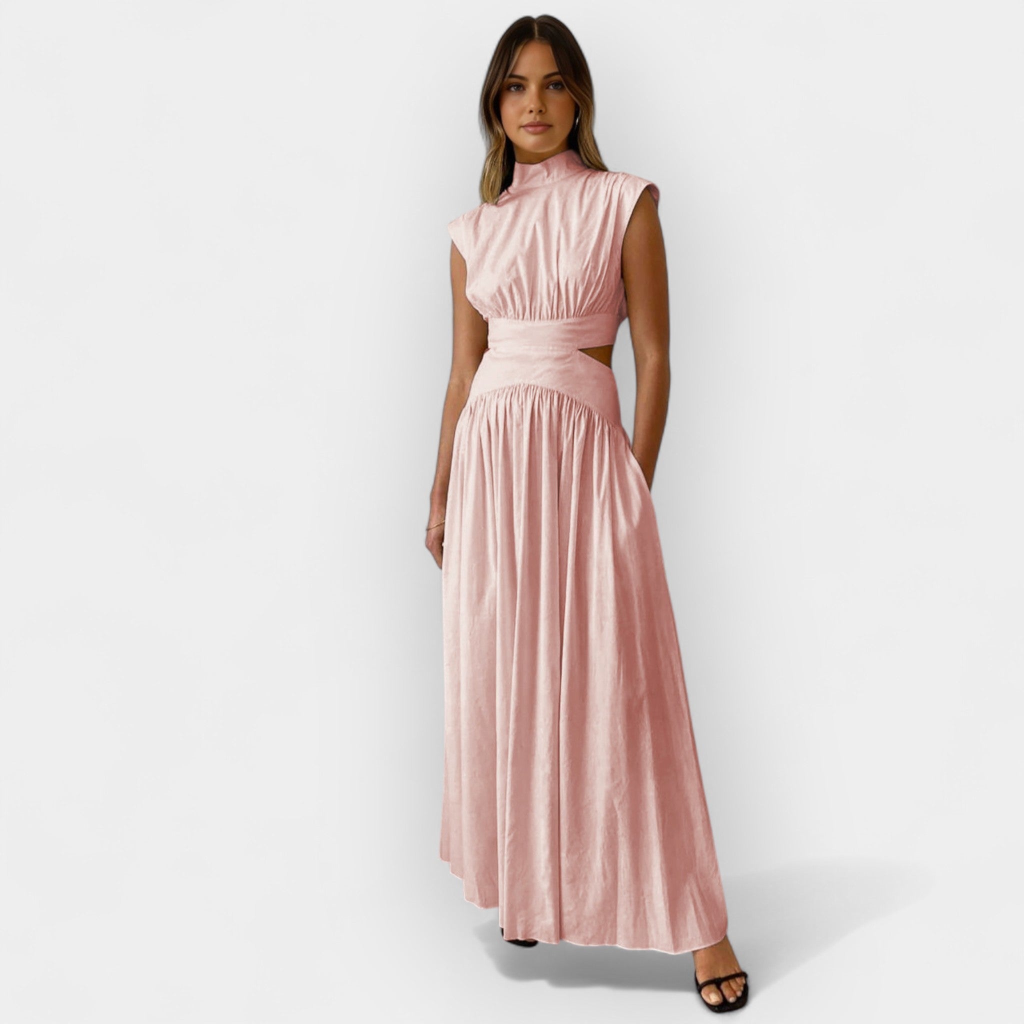 Robe Chic avec Détails Découpés