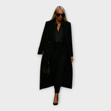 Ensemble Chic : Pantalon et Manteau au Design Minimaliste