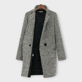 Veste en Laine Chic au Design Classique