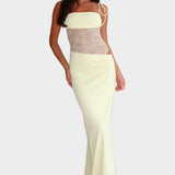 Maxi Robe à Silhouette Fluide et Élégance Sophistiquée