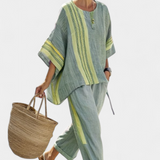 Ensemble en lin de bambou avec lavande envoûtante et accents rayés jaunes