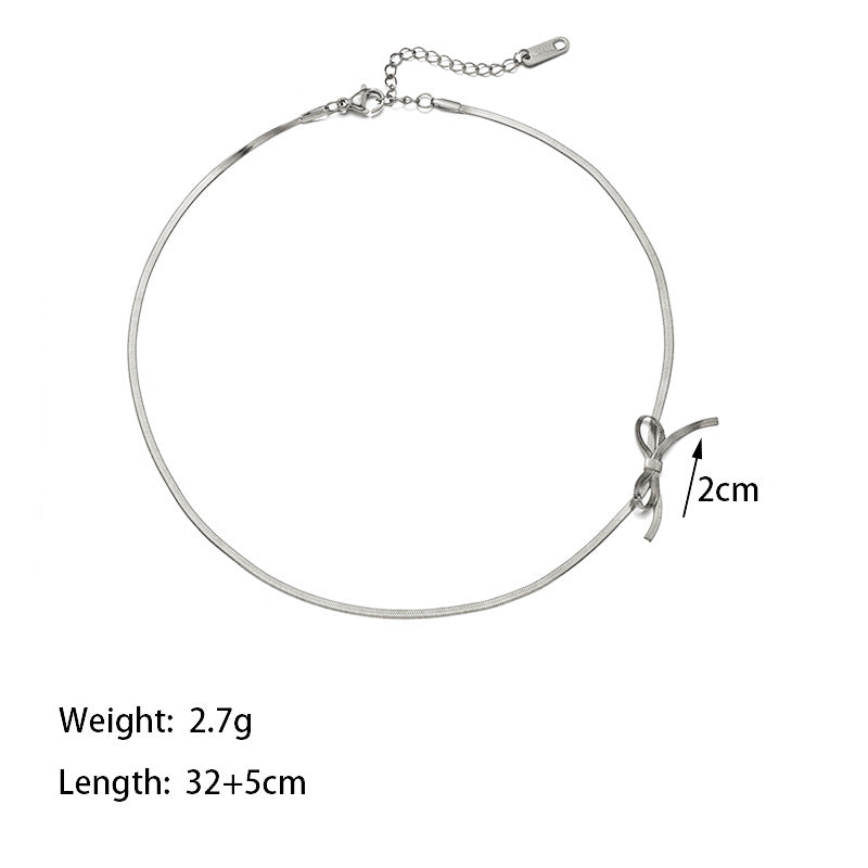 Rebecca - Collier doré avec pendentif en lettre