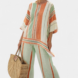 Ensemble Chic en Lin de Bambou à Rayures avec Blouse Asymétrique et Pantalons Amples pour une Élégance Distinguée