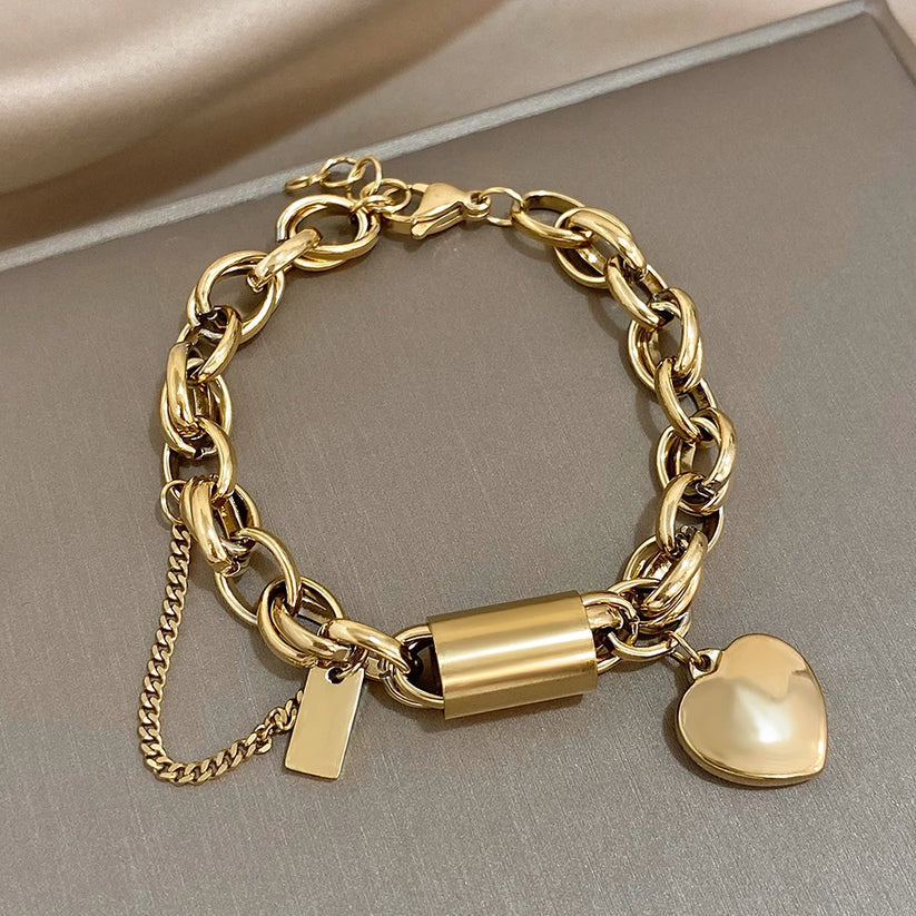 Bracelet en forme de cœur épais