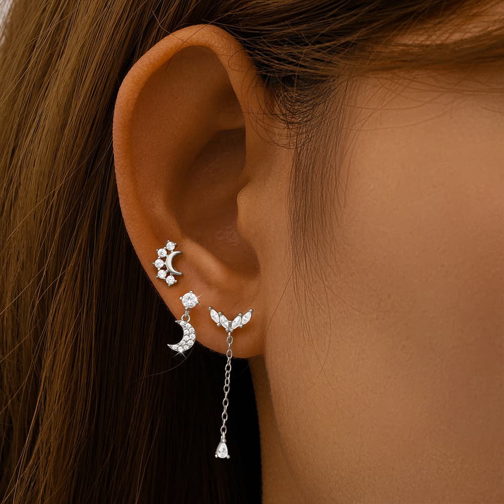 Carla – Boucles d'oreilles en or au design élégant.
