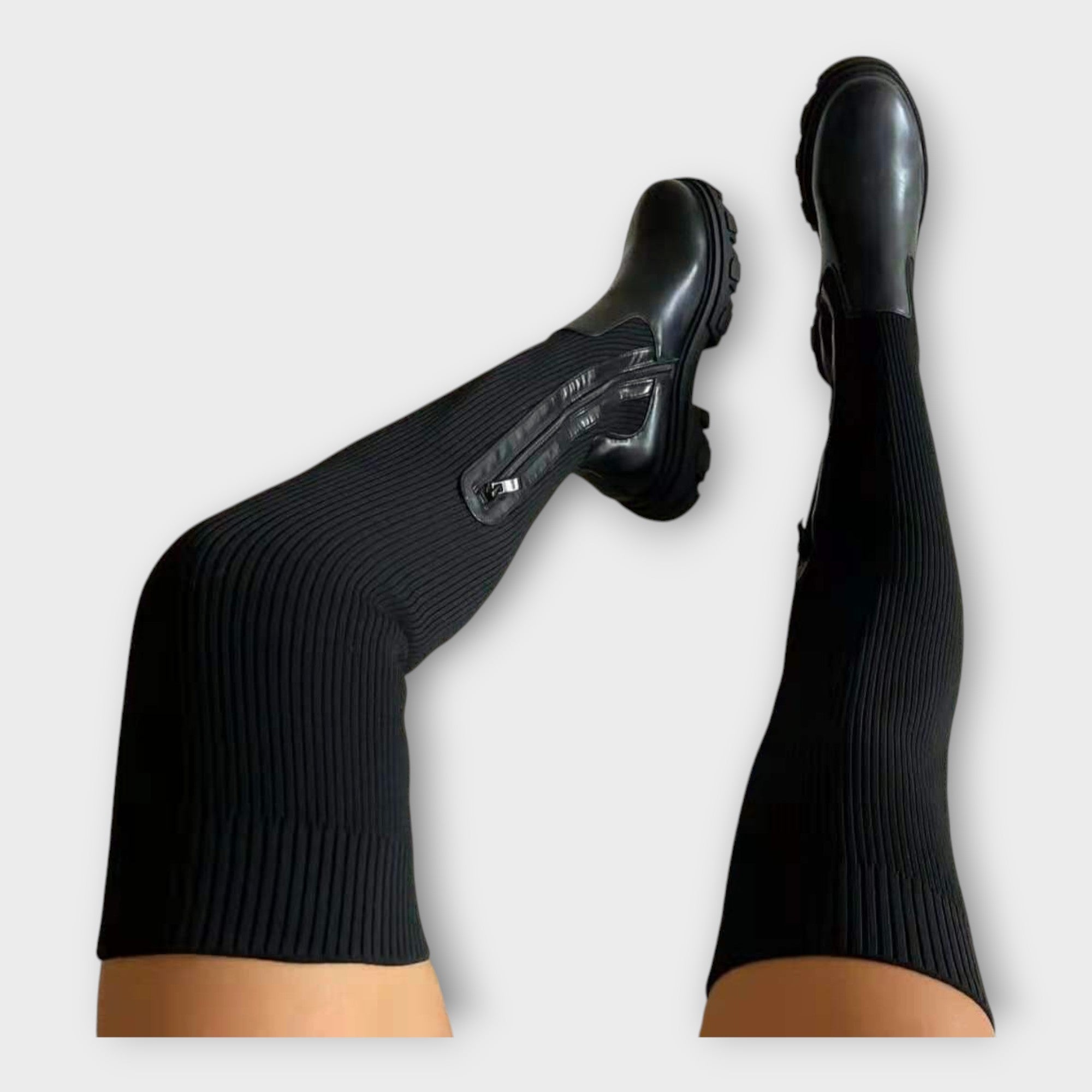 Bottes Contemporaines au Style Épuré