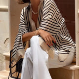 Chemise Rayée au Design Minimaliste