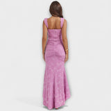 Robe Longue Élégante avec Corset Chic et Sophistiqué