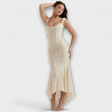 Robe Longue Élégante avec Corset Chic et Sophistiqué