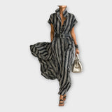 Robe longue au design minimaliste et élégant