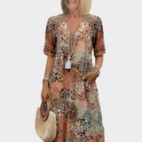 Robe Légère à Motif Estival et Décolleté en V