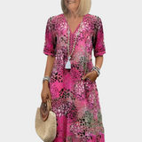 Robe Légère à Motif Estival et Décolleté en V