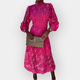 Robe Élégante avec Finitions en Dentelle