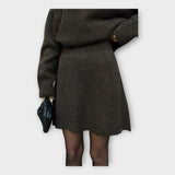 Ensemble Tricoté Moderne : Pull et Jupe