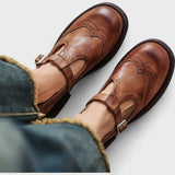 Elisa - Élégance et Confort des Talons en Cuir" can be rewritten as: "Elisa - Talons en Cuir Alliant Élégance et Confort.