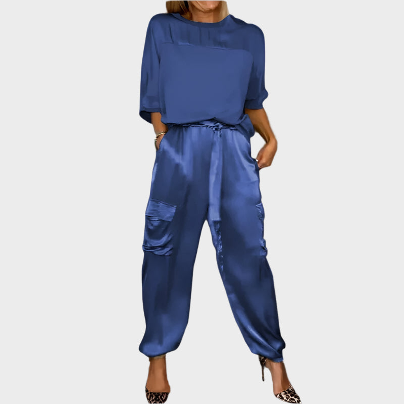 Ensemble Satiné : Blouse Ample et Pantalon Cargo