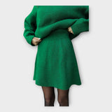 Ensemble Tricoté Moderne : Pull et Jupe